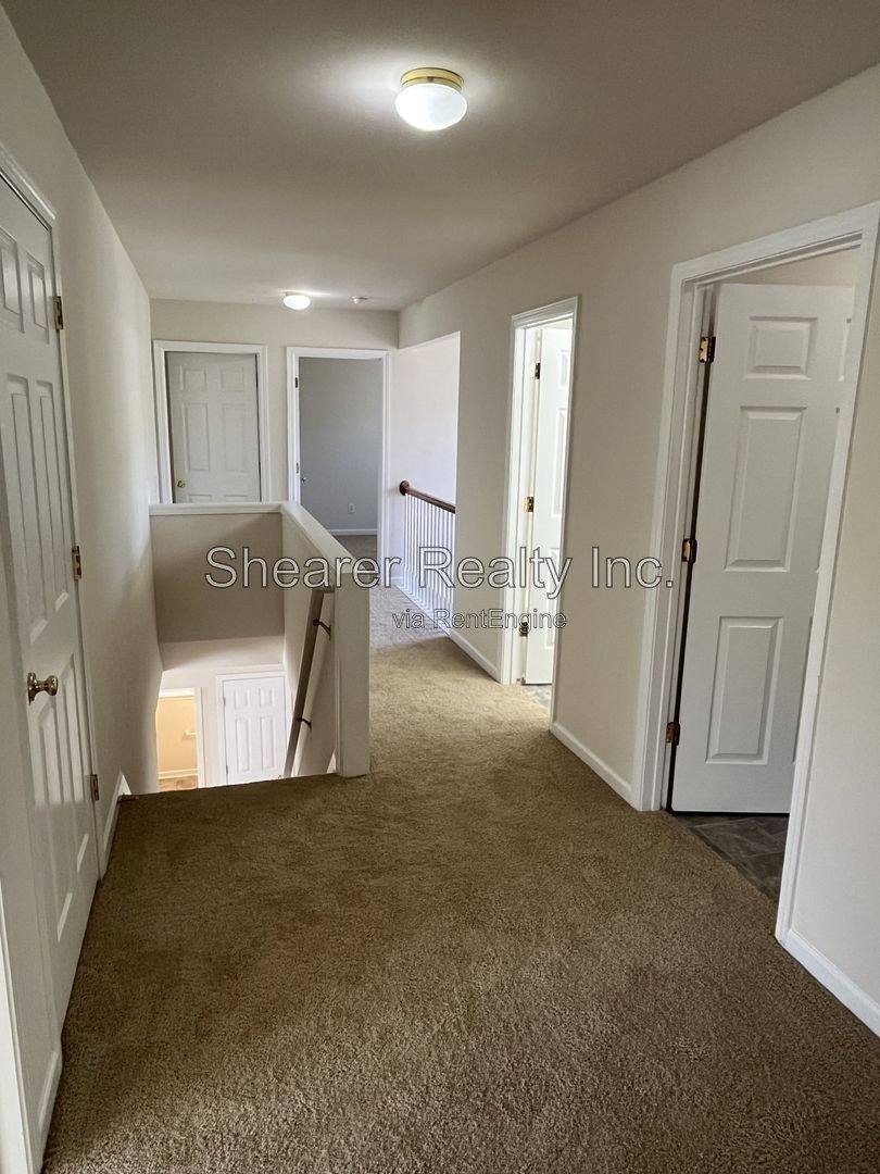 11211 Maplehurst Dr, Charlotte, NC 28277 - House for Rent - Image 16