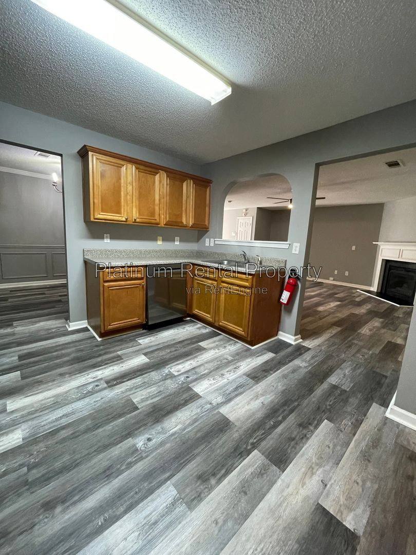 5536 Bluegrass Dr, Atlanta, GA 30349 - House for Rent - Image 17
