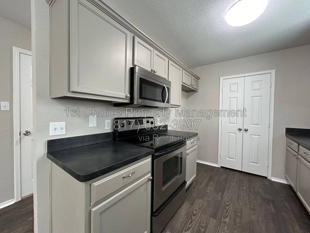 7238 Irish Valley Trail, Fort Worth, TX 76123 - Townhouse for Rent - Image 6