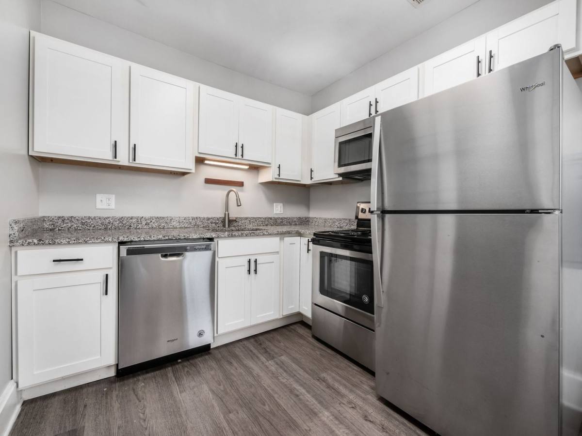 126 1/2 E 6th Ave, Columbus, OH 43201 - Apartment for Rent - Image 4
