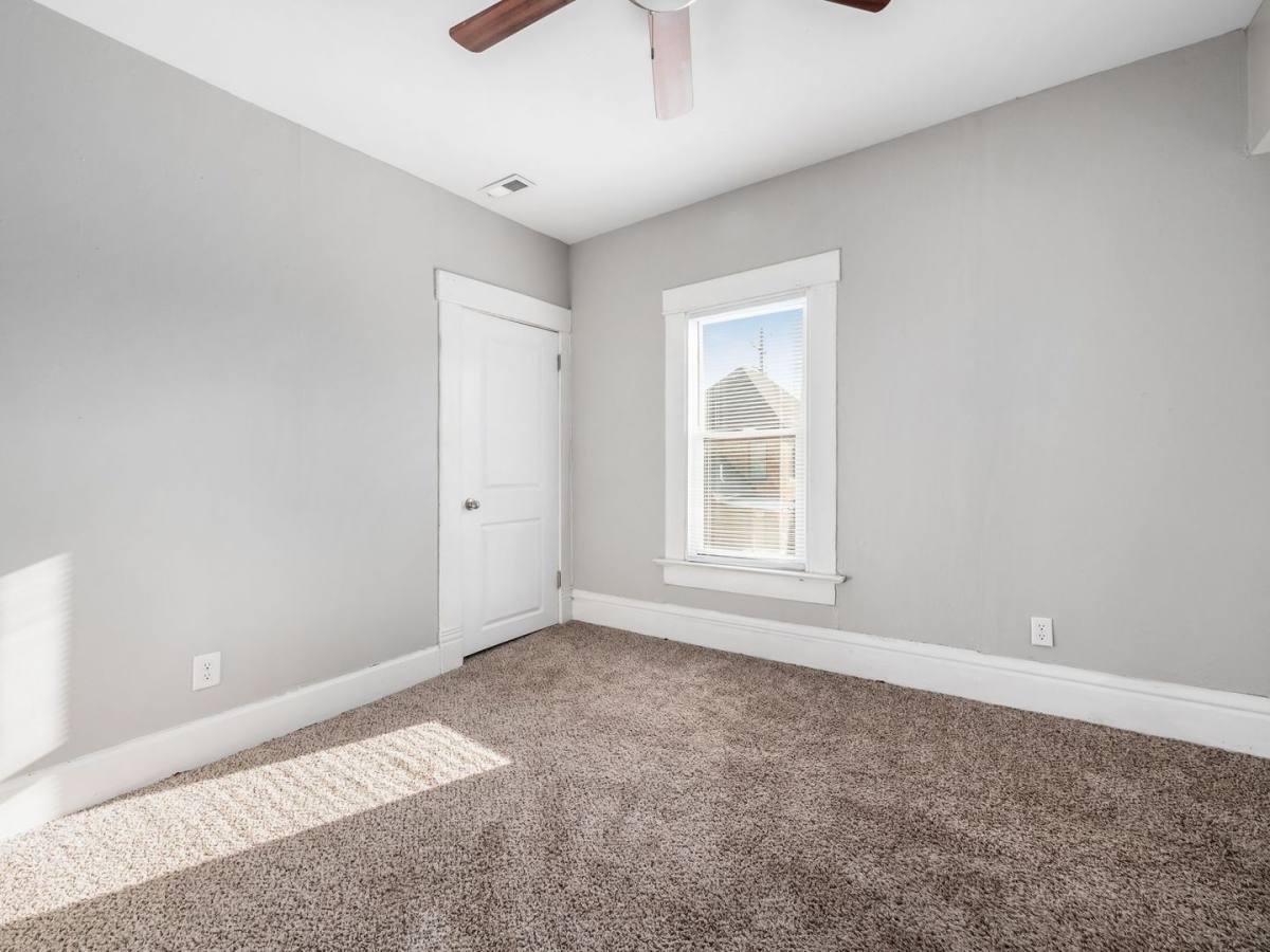 126 1/2 E 6th Ave, Columbus, OH 43201 - Apartment for Rent - Image 8