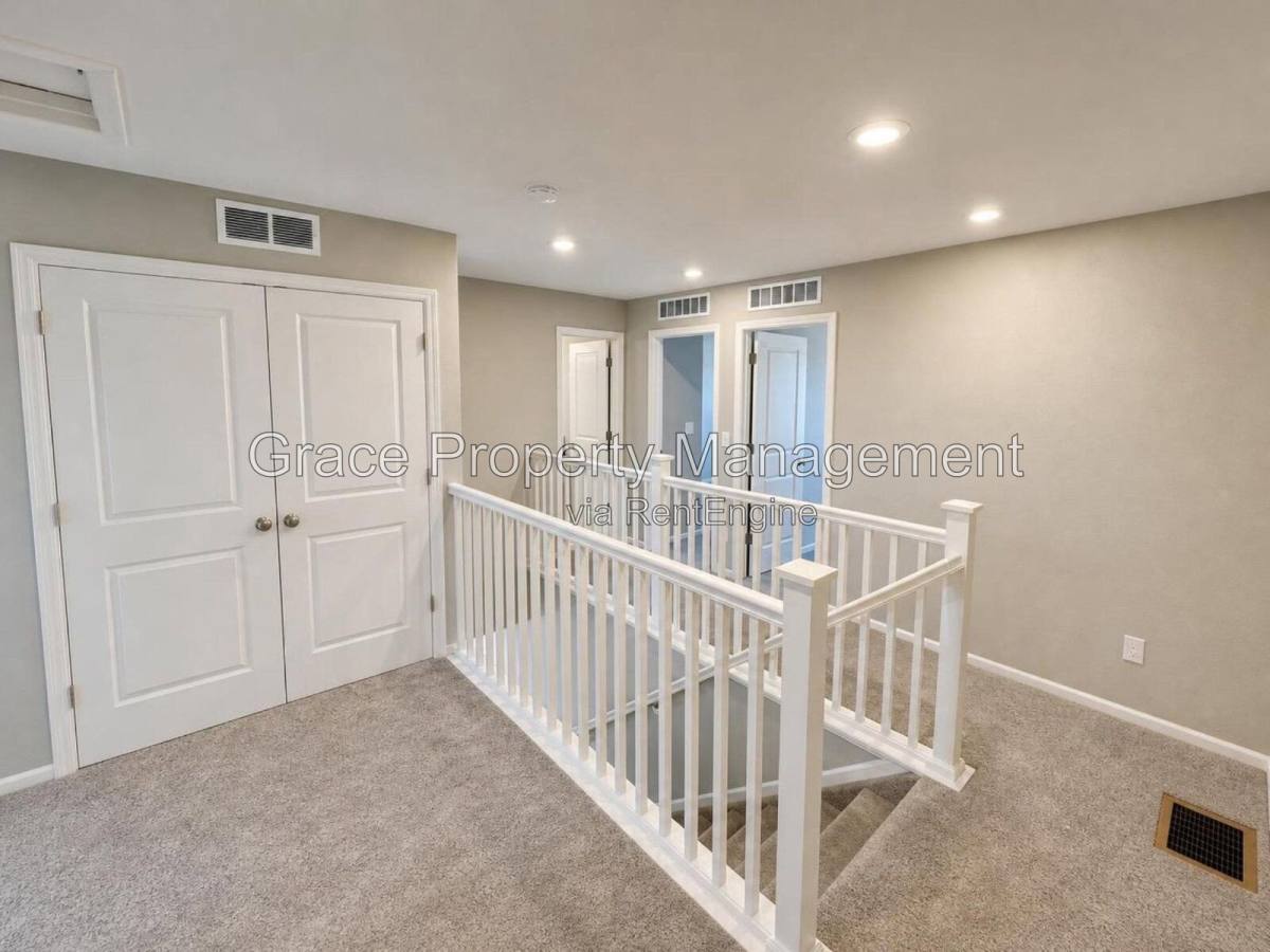 11279 E 25th Dr, Aurora, CO 80010 - Townhouse for Rent - Image 9