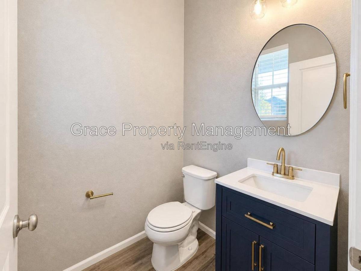 11279 E 25th Dr, Aurora, CO 80010 - Townhouse for Rent - Image 8
