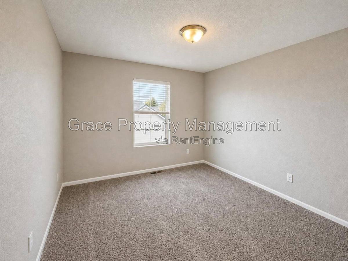 11279 E 25th Dr, Aurora, CO 80010 - Townhouse for Rent - Image 10