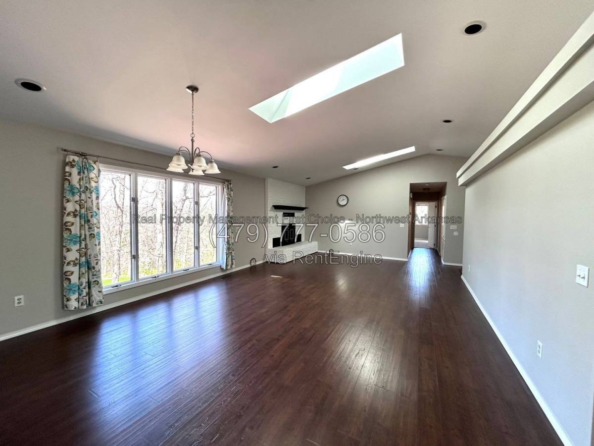 1 Claxby Circle, Bella Vista, AR 72714 - House for Rent - Image 7