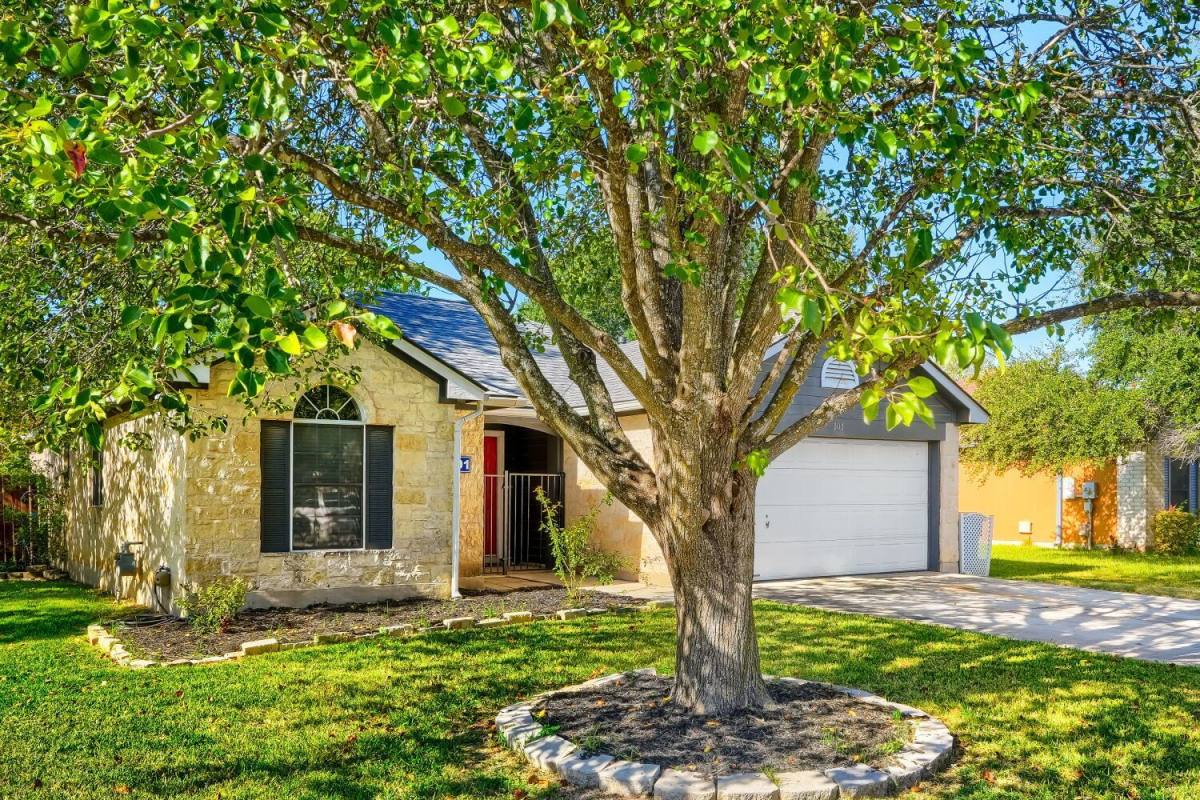 101 Stephen Court, Kyle, TX 78640 - House for Rent - Image 2