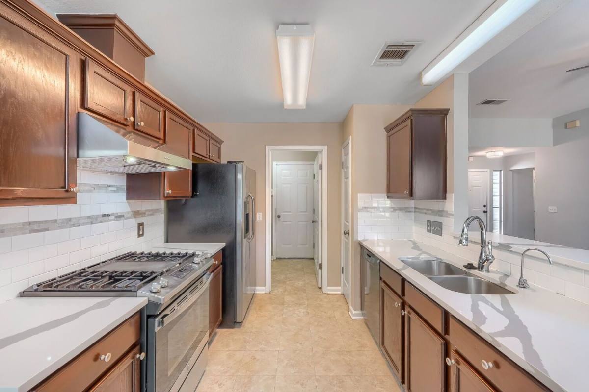 101 Stephen Court, Kyle, TX 78640 - House for Rent - Image 12