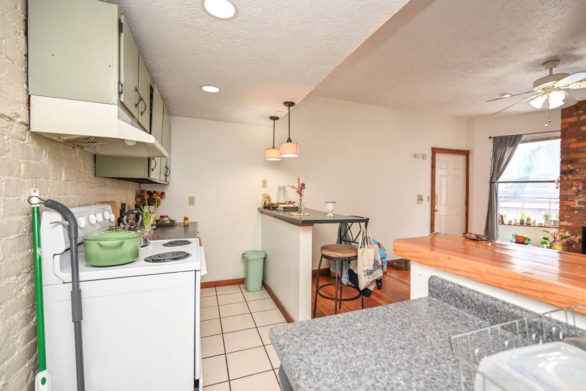 3207 Vine St #3, Cincinnati, OH 45220 - Apartment for Rent - Image 6