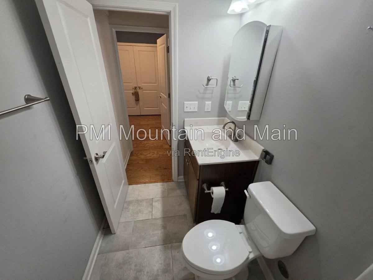 72 Sunny Meadows Blvd, Arden, NC 28704 - House for Rent - Image 14