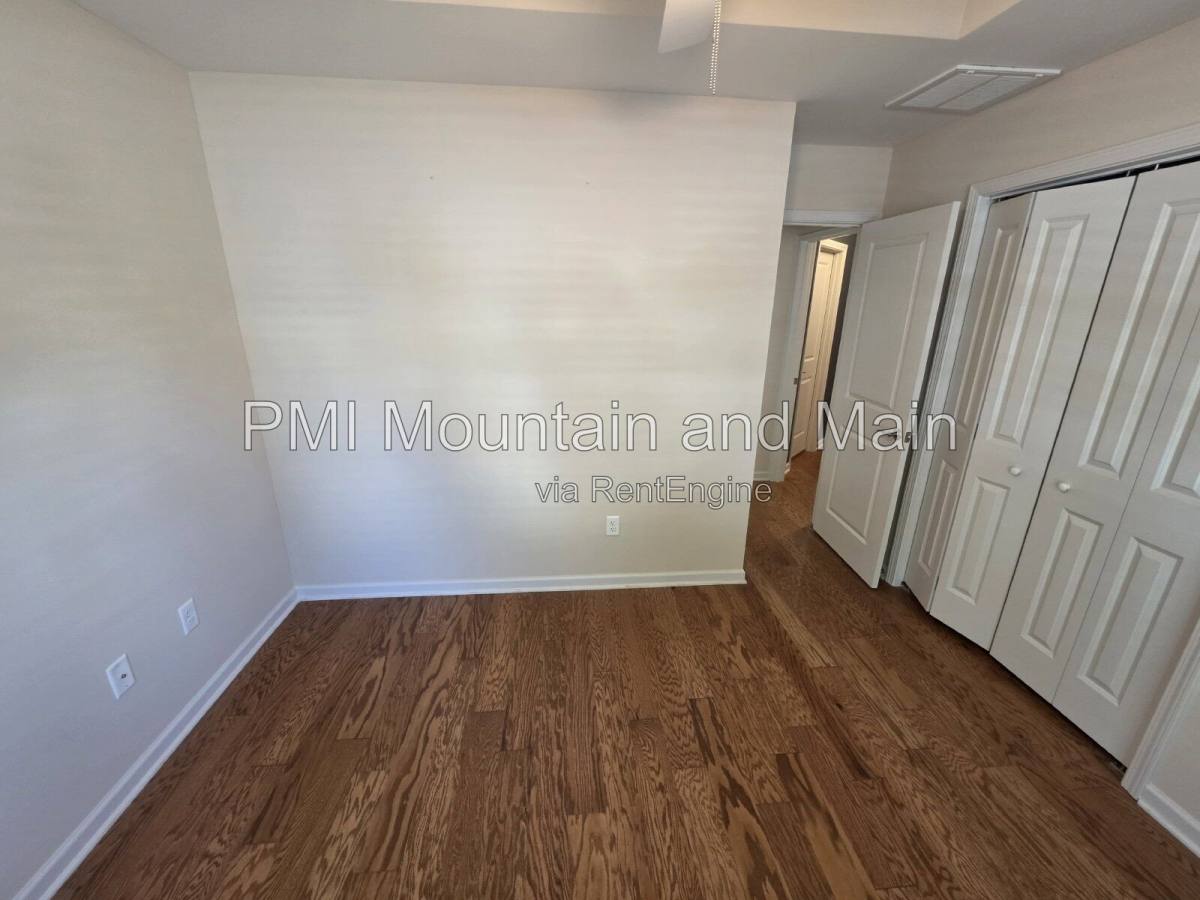 72 Sunny Meadows Blvd, Arden, NC 28704 - House for Rent - Image 10