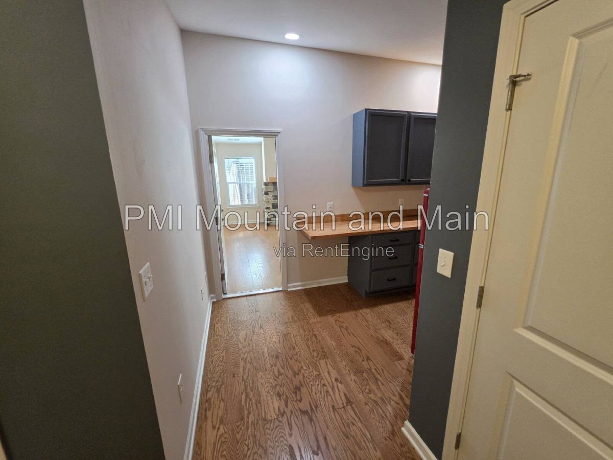 72 Sunny Meadows Blvd, Arden, NC 28704 - House for Rent - Image 6
