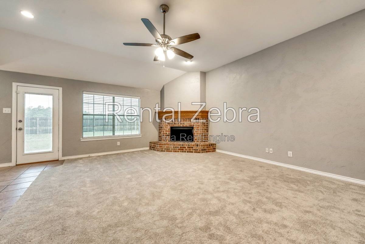 1229 Shelby Dr, Seagoville, TX 75159 - House for Rent - Image 3