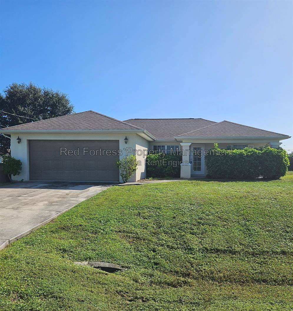 429 Piper Ave, Lehigh Acres, FL 33974 - House for Rent - Image 9