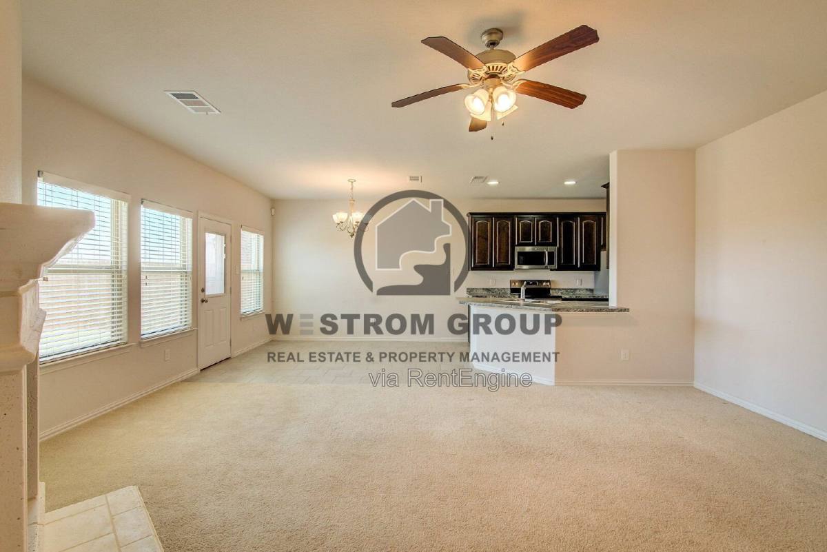 212 Emerald Creek Dr, Fort Worth, TX 76131 - House for Rent - Image 5