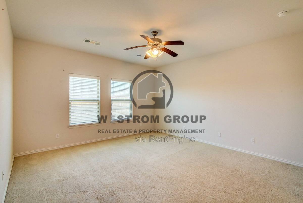 212 Emerald Creek Dr, Fort Worth, TX 76131 - House for Rent - Image 14