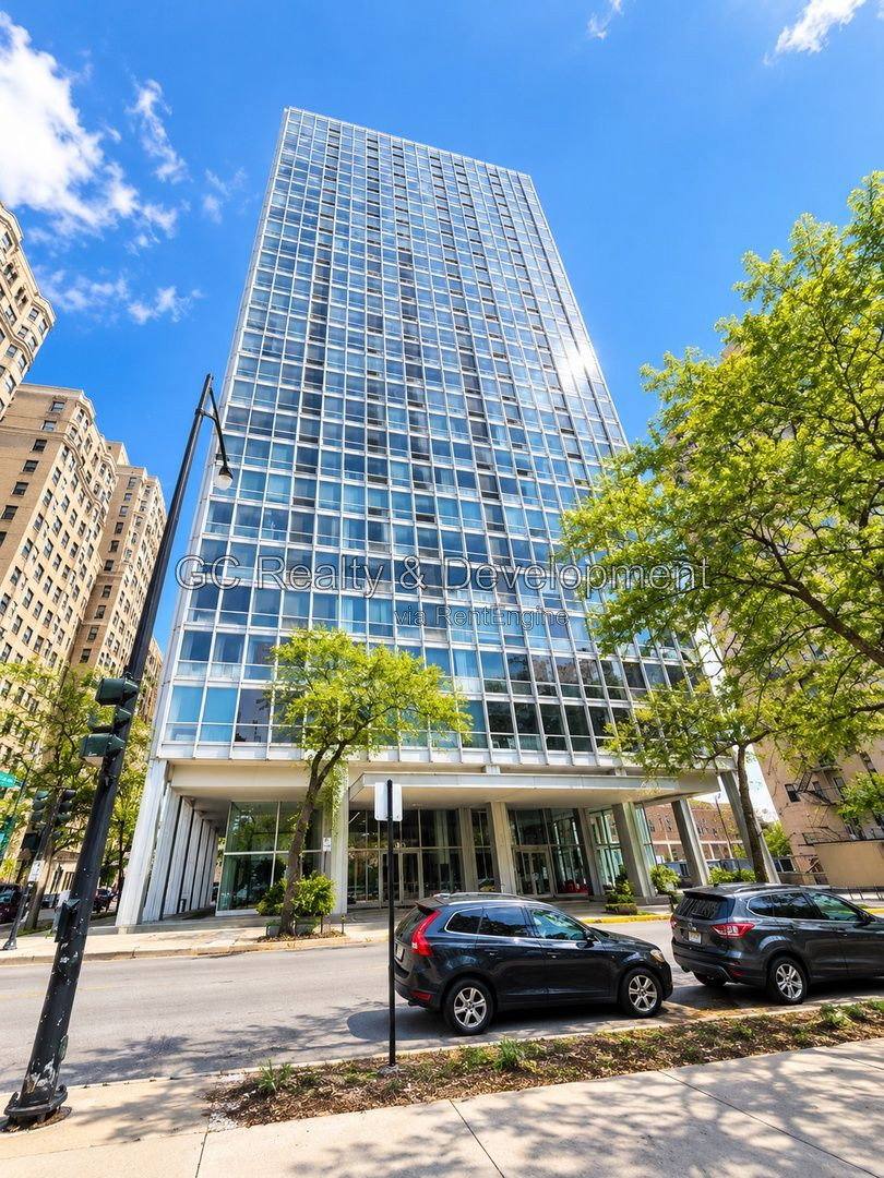 2400 N Lakeview Ave #901, Chicago, IL 60614 - Apartment for Rent - Image 1