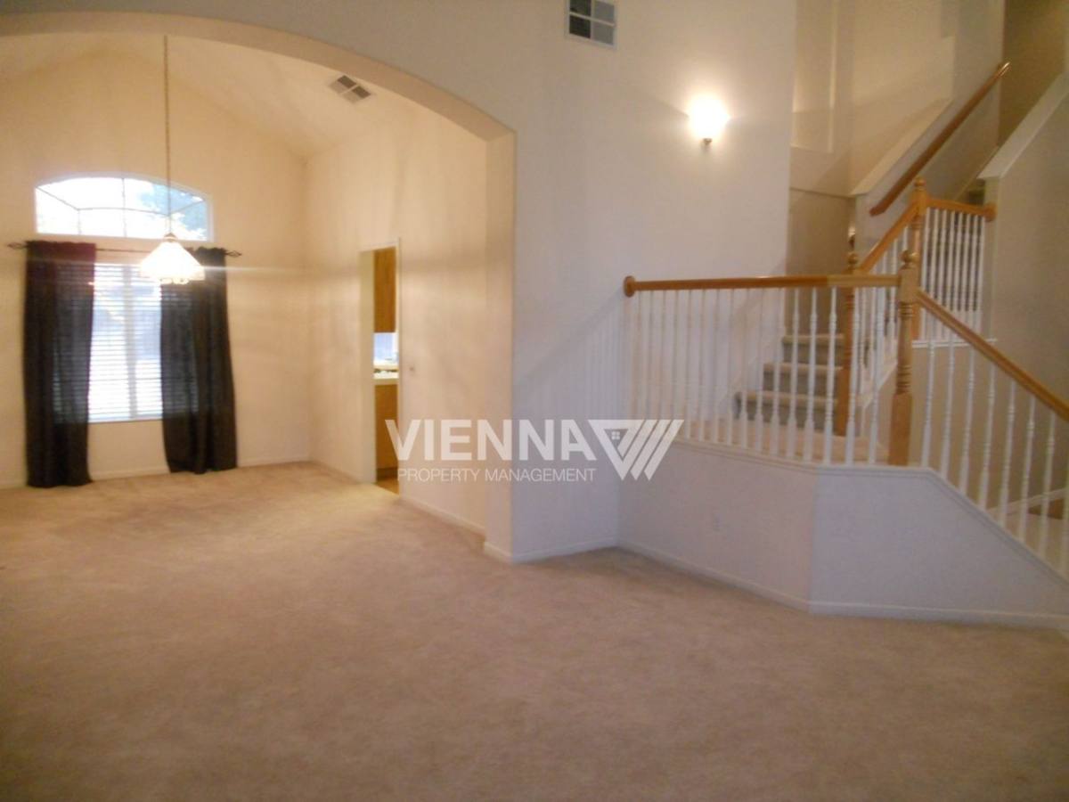 334 Anacapa Dr, Roseville, CA 95678 - House for Rent - Image 17