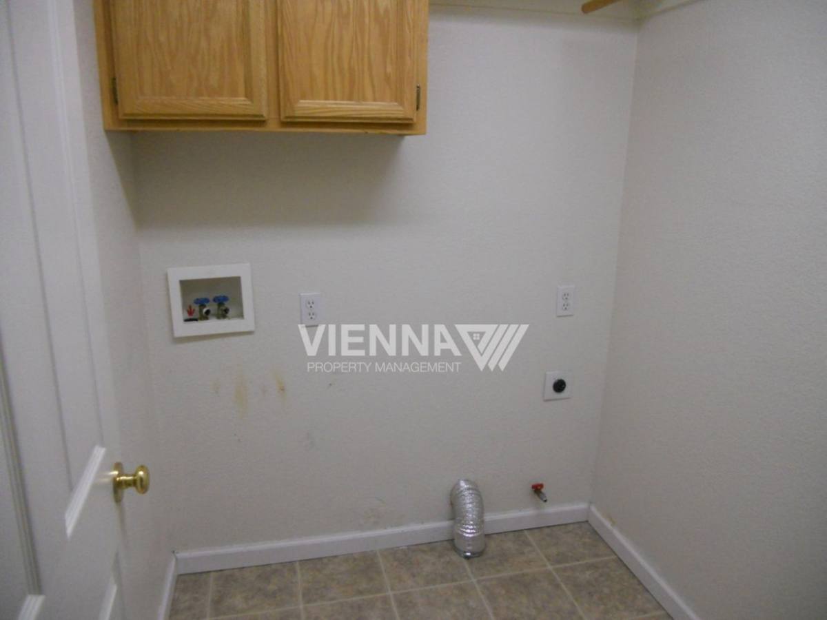 334 Anacapa Dr, Roseville, CA 95678 - House for Rent - Image 14