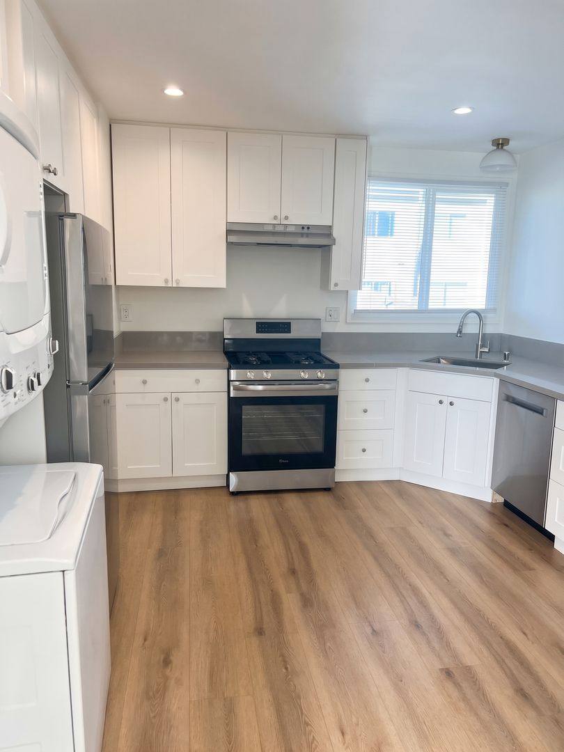 87185 S Ramsgate Ave #A, Los Angeles, CA 90045 - Apartment for Rent