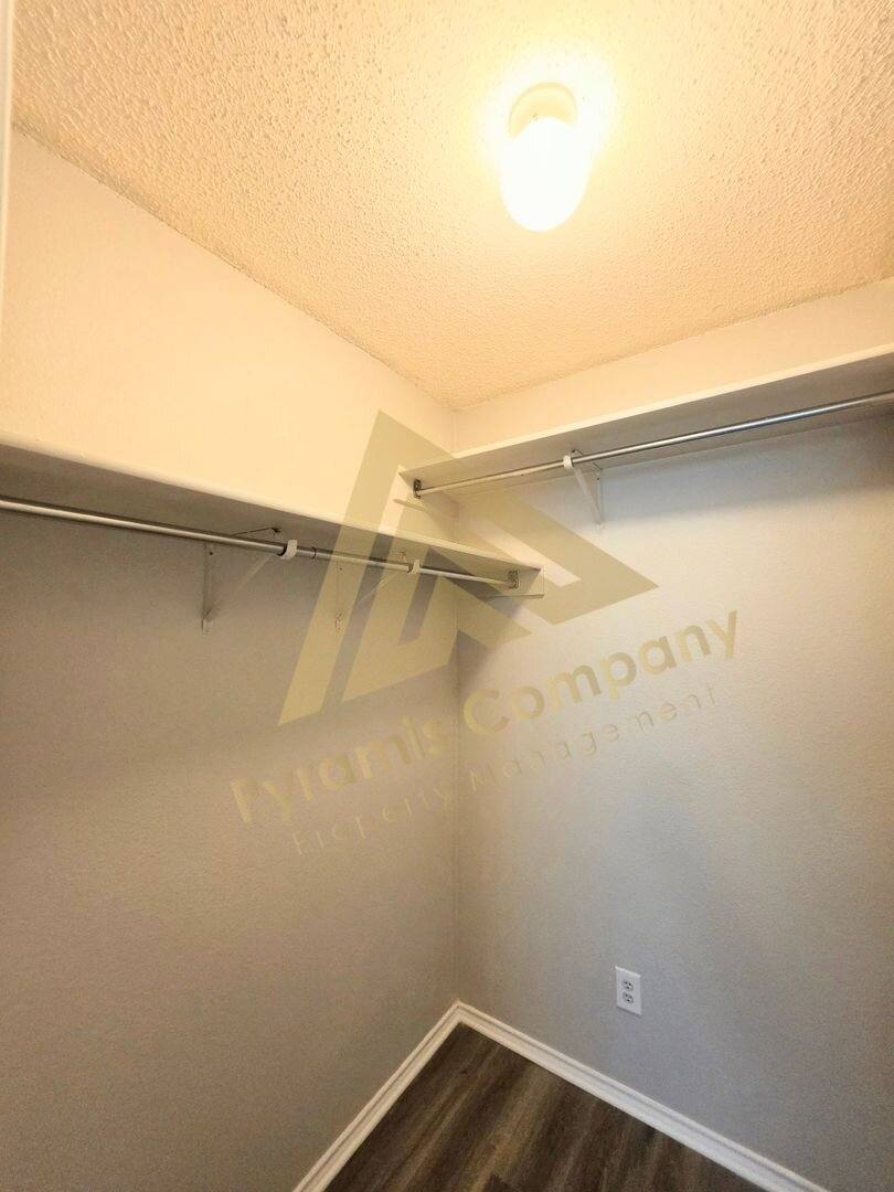 10014 Sunset Place, San Antonio, TX 78245 - House for Rent - Image 16