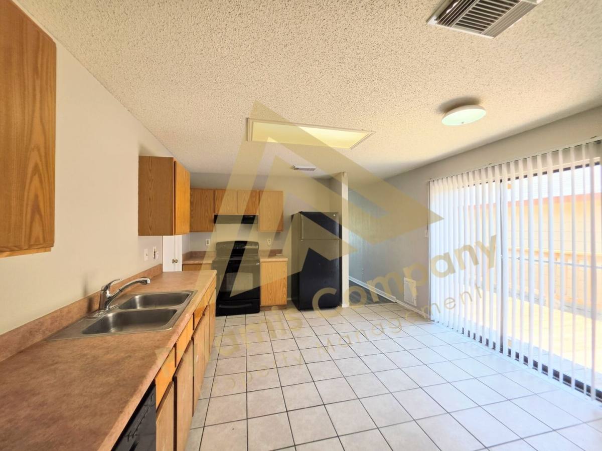 10014 Sunset Place, San Antonio, TX 78245 - House for Rent - Image 5