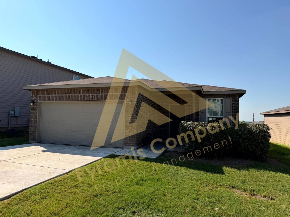 10362 McQueeney, San Antonio, TX 78252 - House for Rent - Image 2
