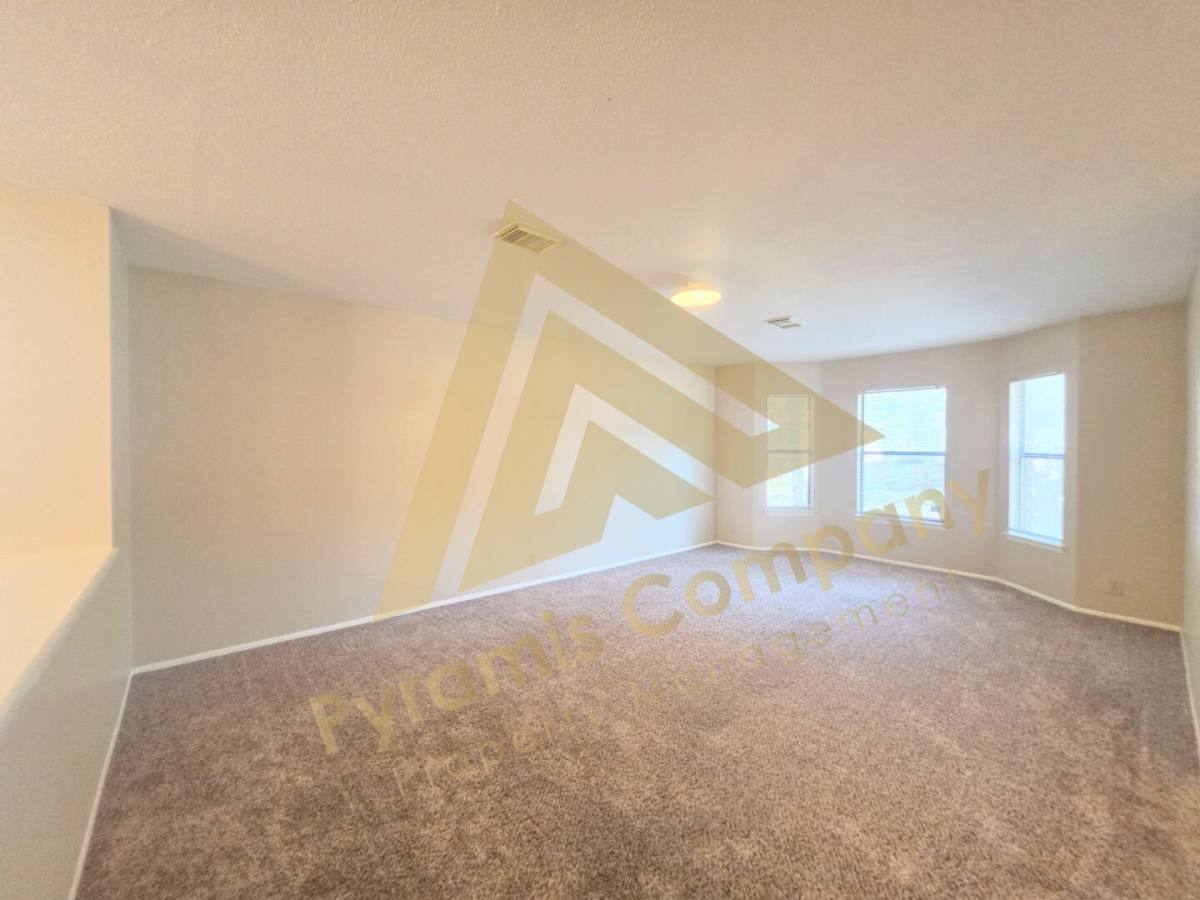 7614 Briston Park Dr, San Antonio, TX 78249 - House for Rent - Image 4