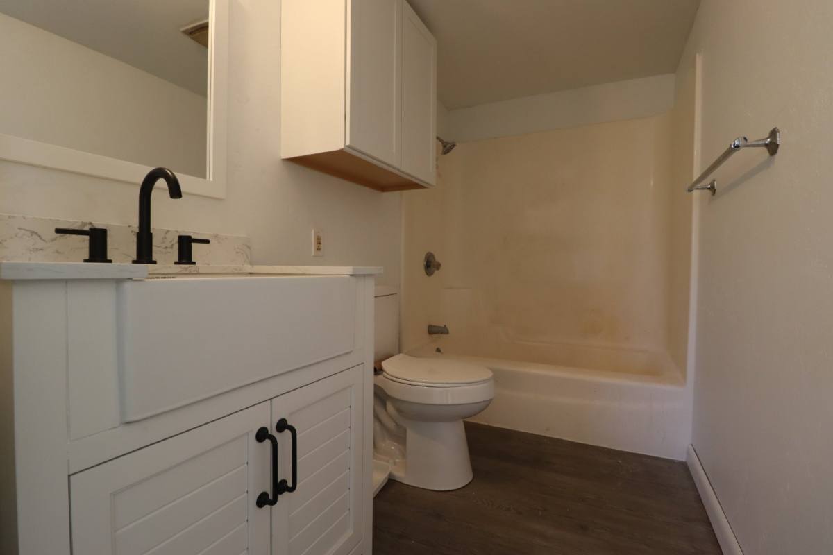 122 S State St, Upper Unit, Berlin, WI 54923 - Apartment for Rent - Image 7