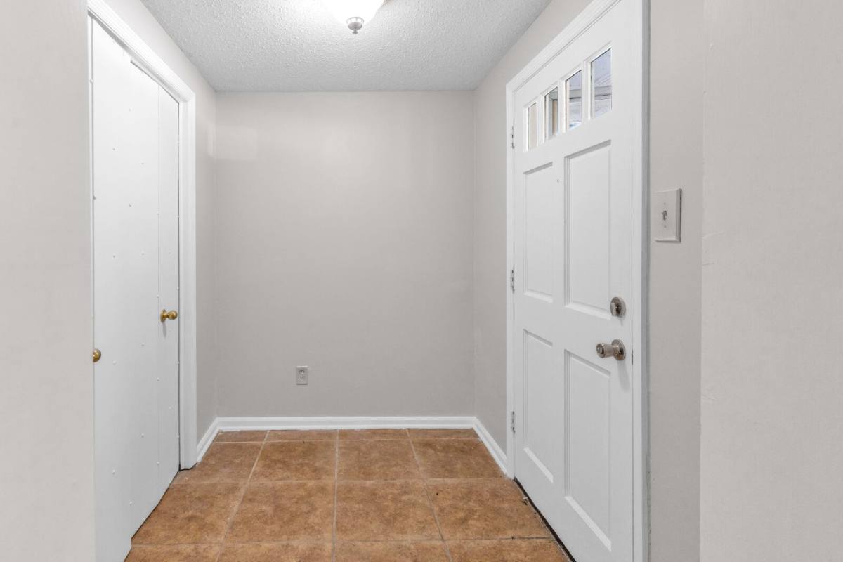 3853 Douglass Ave, Memphis, TN 38111 - House for Rent - Image 5