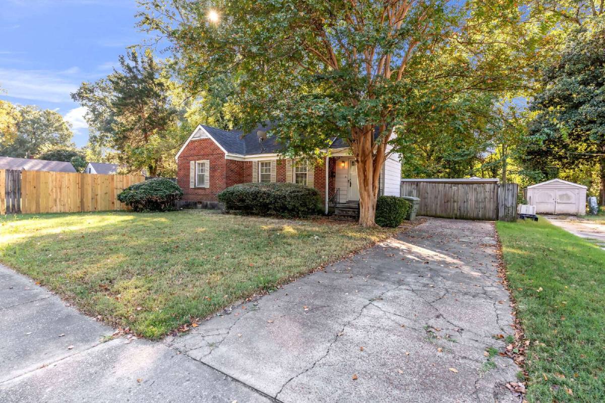 3853 Douglass Ave, Memphis, TN 38111 - House for Rent