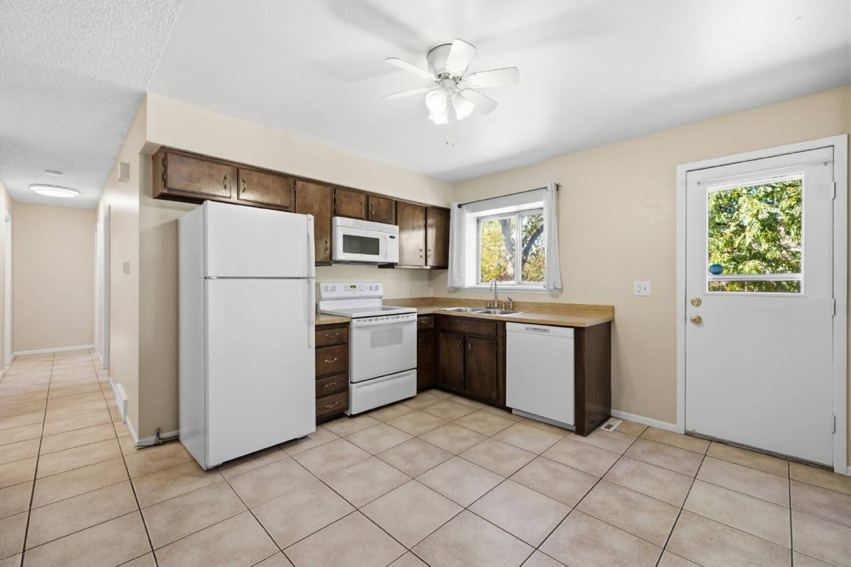 15402 E Princeton Ave, Aurora, CO 80013 - House for Rent - Image 6