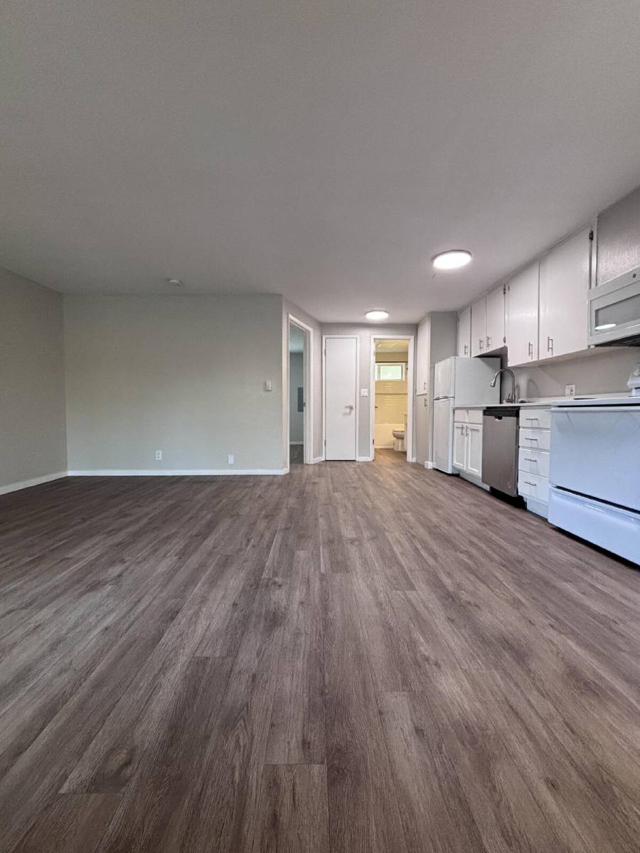102 Summit Ave N #5, Kent, WA 98030 - Apartment for Rent - Image 2