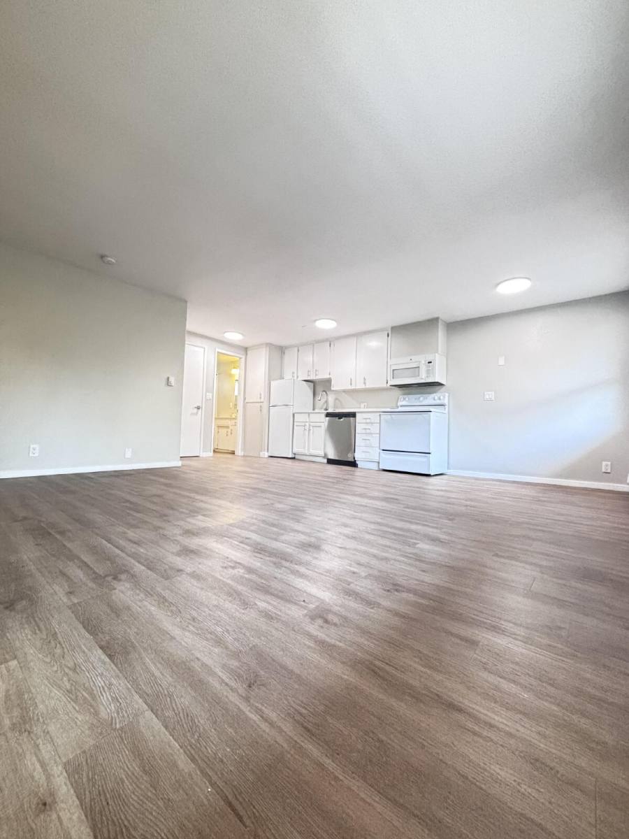 102 Summit Ave N #5, Kent, WA 98030 - Apartment for Rent - Image 3