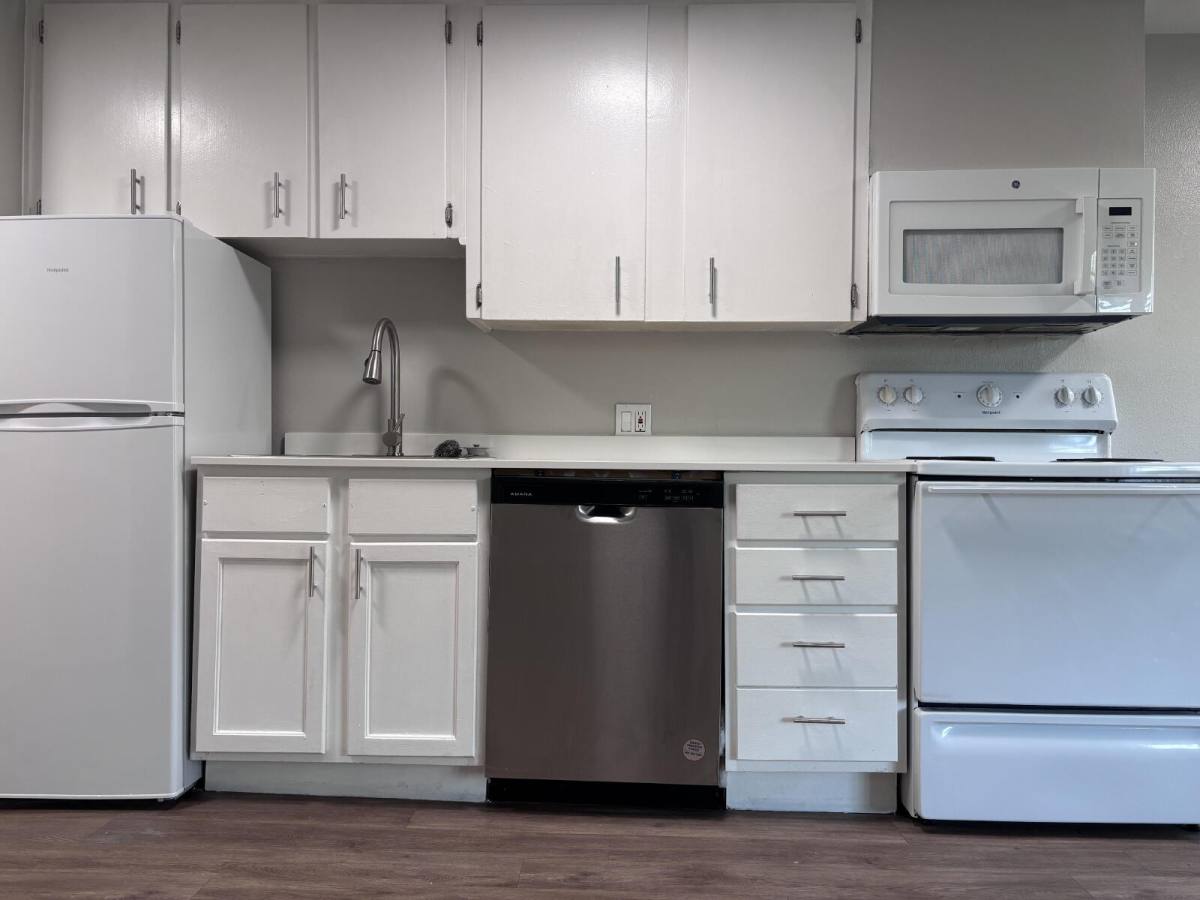 102 Summit Ave N #5, Kent, WA 98030 - Apartment for Rent - Image 11