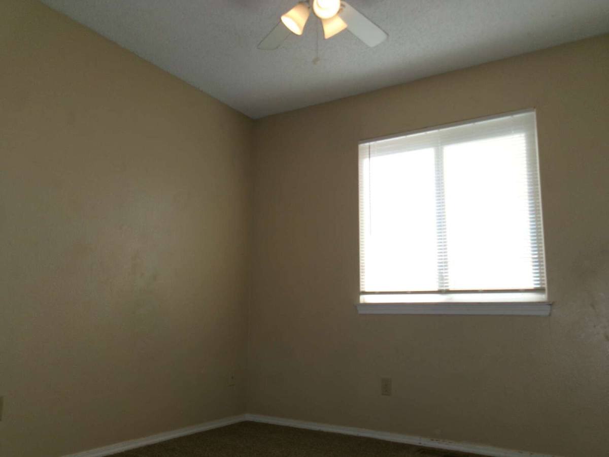 430 Dix Circle, Colorado Springs, CO 80911 - House for Rent - Image 8
