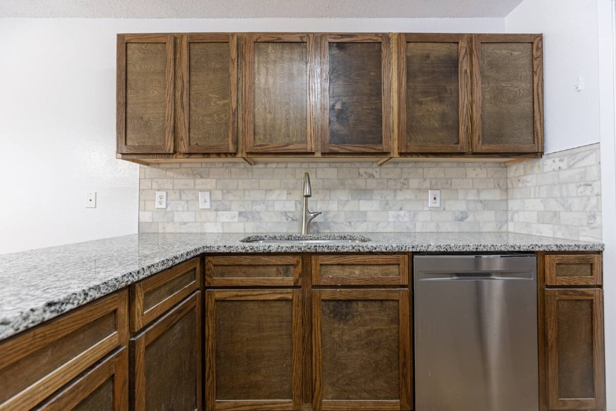 7655 Tarrasa, San Antonio, TX 78239 - House for Rent - Image 14