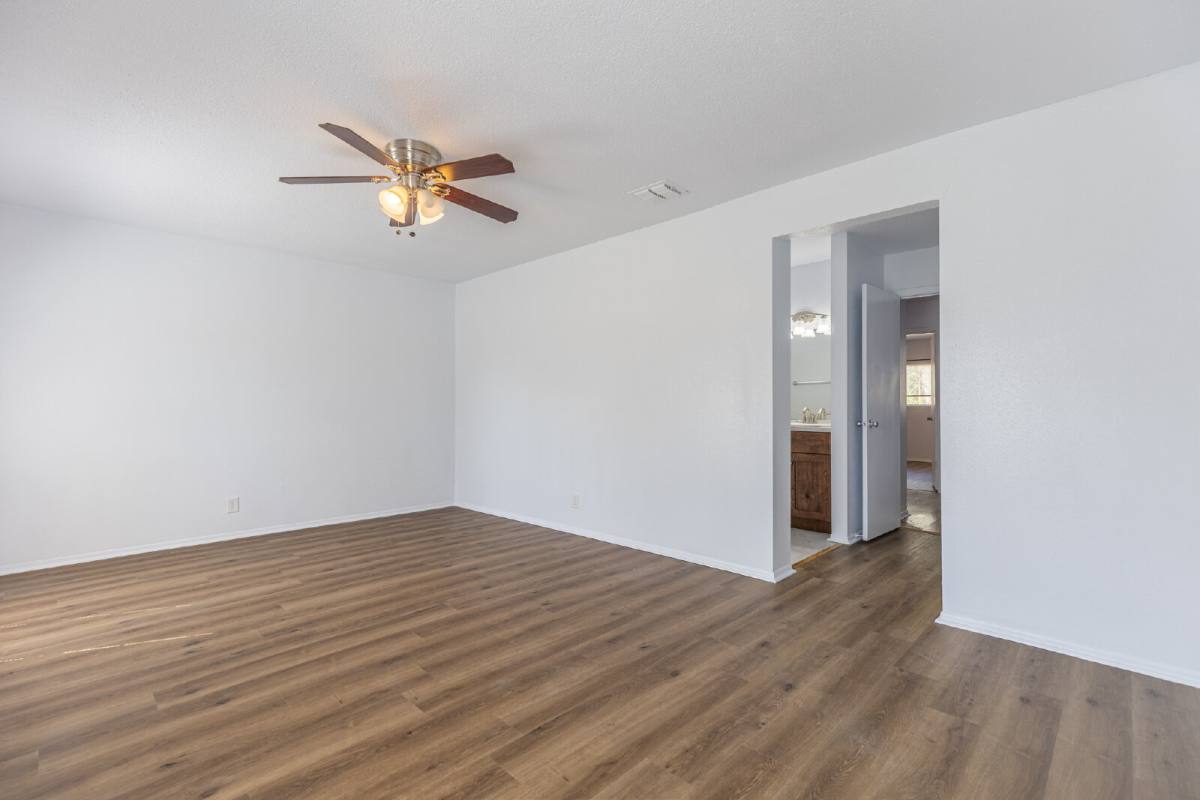 7655 Tarrasa, San Antonio, TX 78239 - House for Rent - Image 19