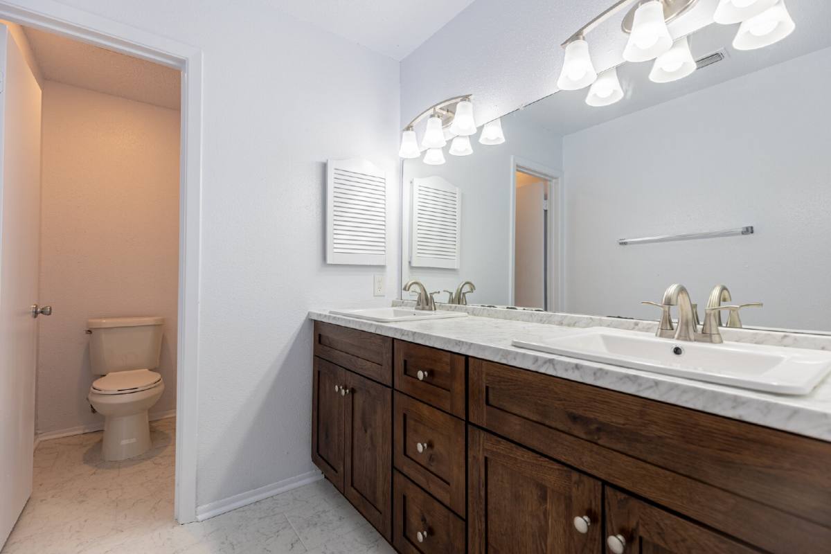 7655 Tarrasa, San Antonio, TX 78239 - House for Rent - Image 16