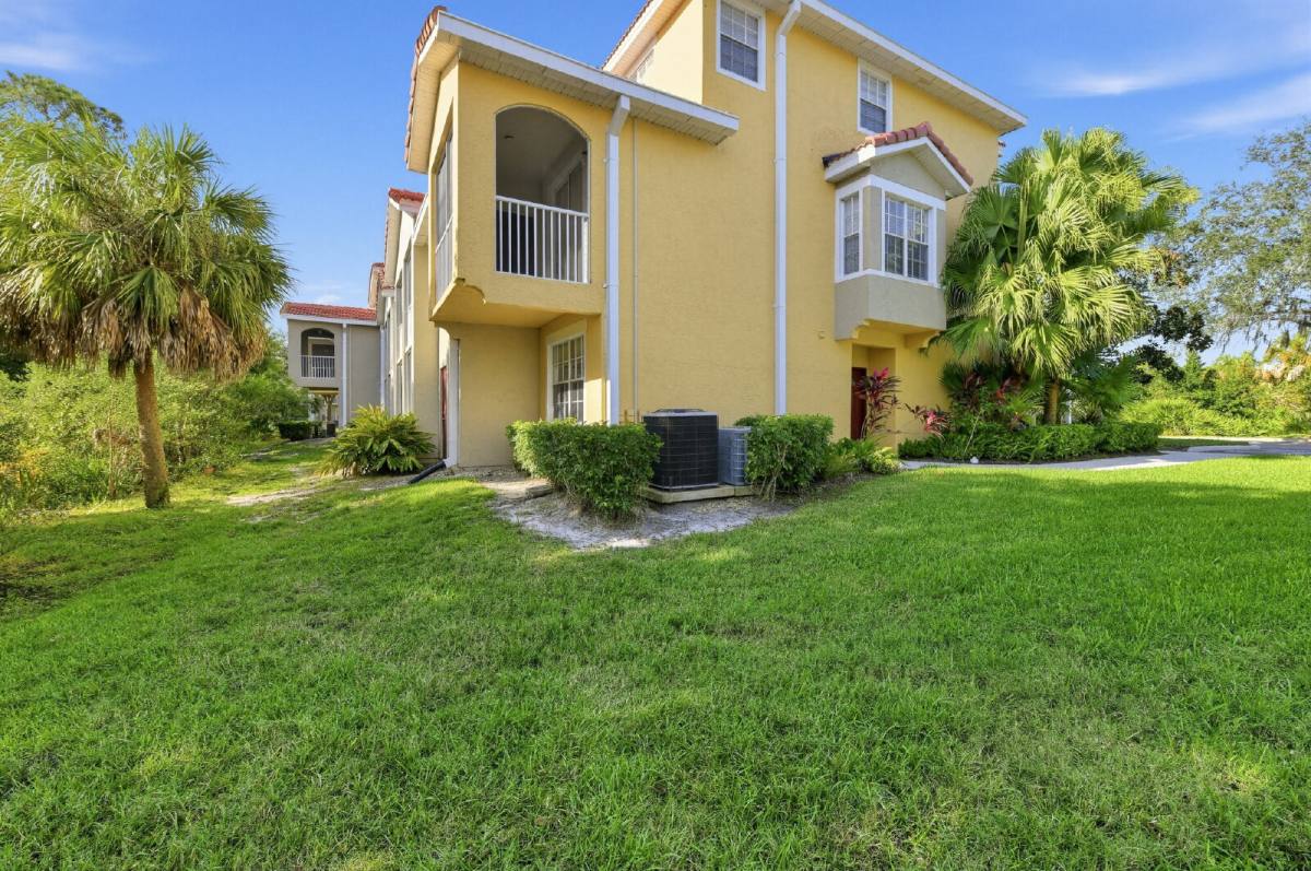 5721 Bentgrass Dr #20-101, Sarasota, FL 34235 - Condo for Rent - Image 1