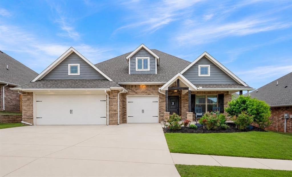 House for rent at 712 NW 199th St, Edmond, OK 73012