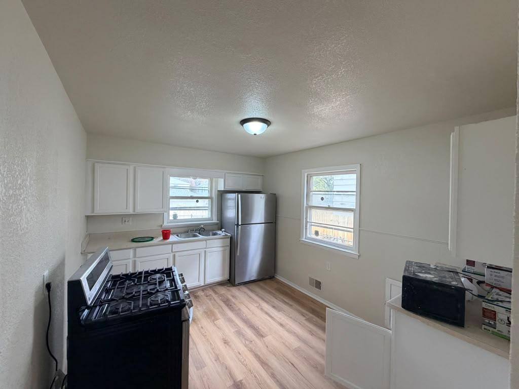 5920 N 37th St, Milwaukee, WI 53209 - Apartment for Rent - Image 1