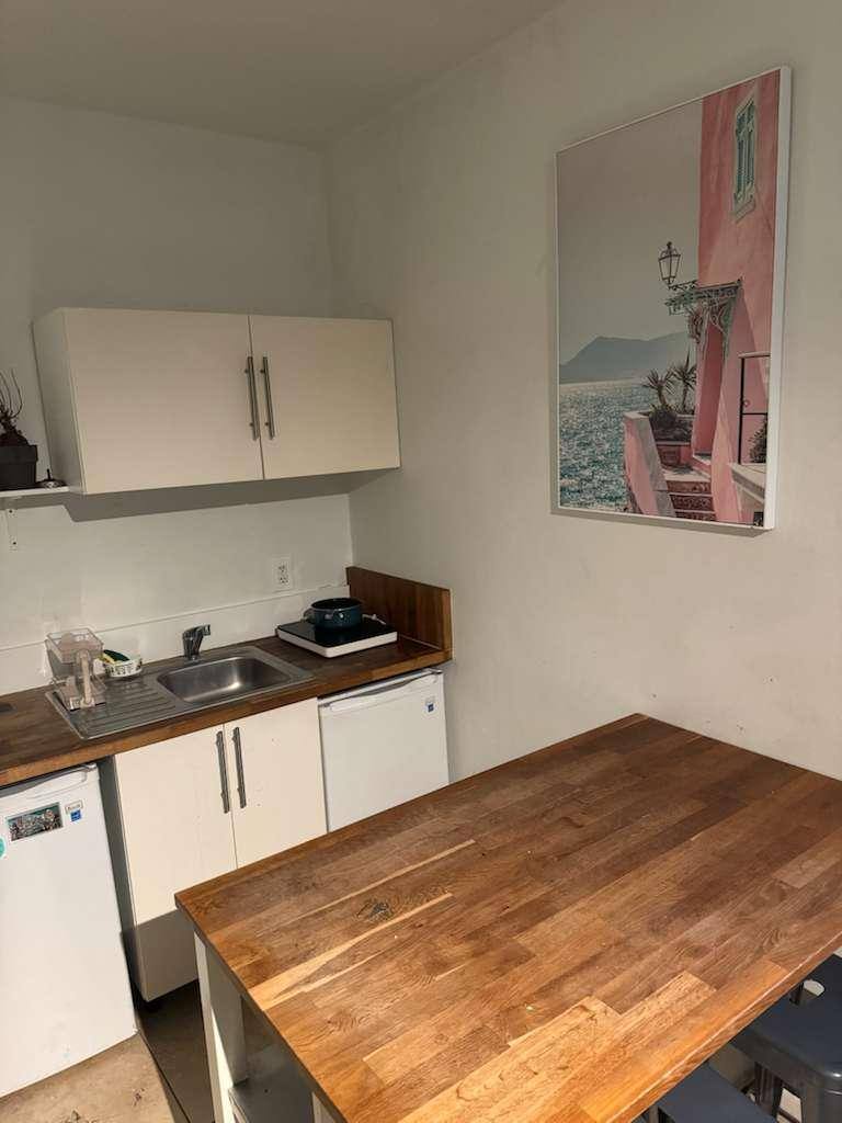 444-542 SW 3rd St #446-2, Miami, FL 33131 - Apartment for Rent - Image 4