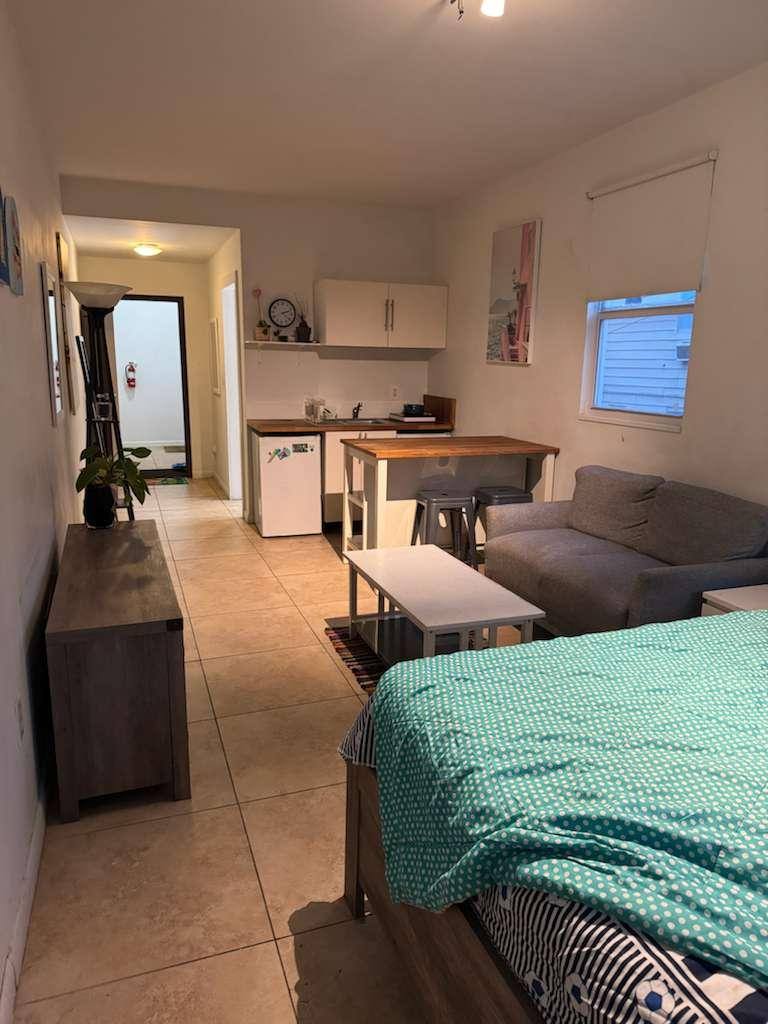 444-542 SW 3rd St #446-2, Miami, FL 33131 - Apartment for Rent - Image 6