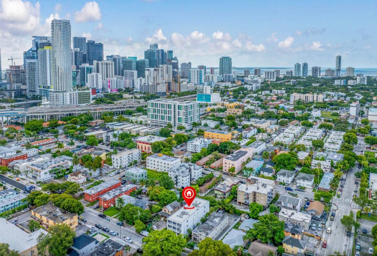 444-542 SW 3rd St #446-2, Miami, FL 33131 - Apartment for Rent - Image 17