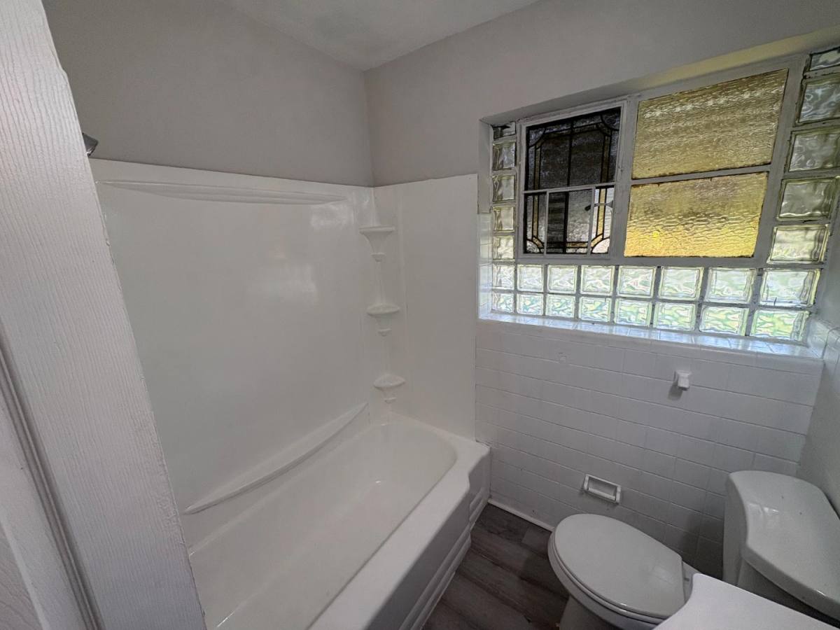 2166 Fairhaven Dr, St. Louis, MO 63136 - House for Rent - Image 6