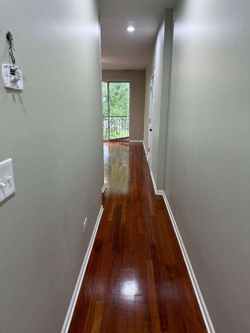 7656 S Colfax Ave #2, Chicago, IL 60649 - Apartment for Rent - Image 4