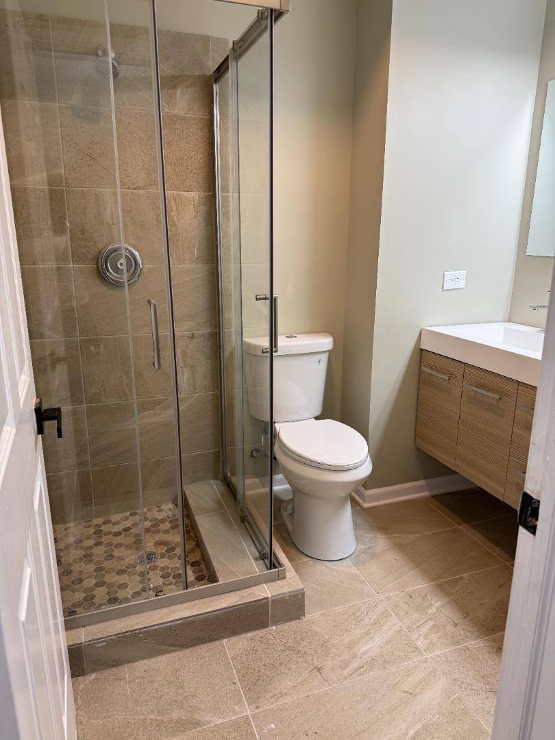 7656 S Colfax Ave #2, Chicago, IL 60649 - Apartment for Rent - Image 17