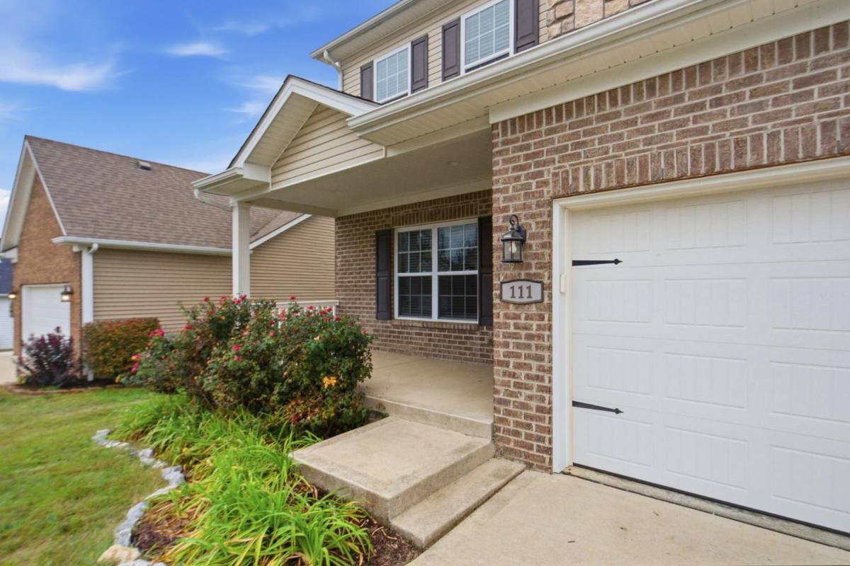 111 Stephen Dr, Georgetown, KY 40324 - Townhouse for Rent - Image 2