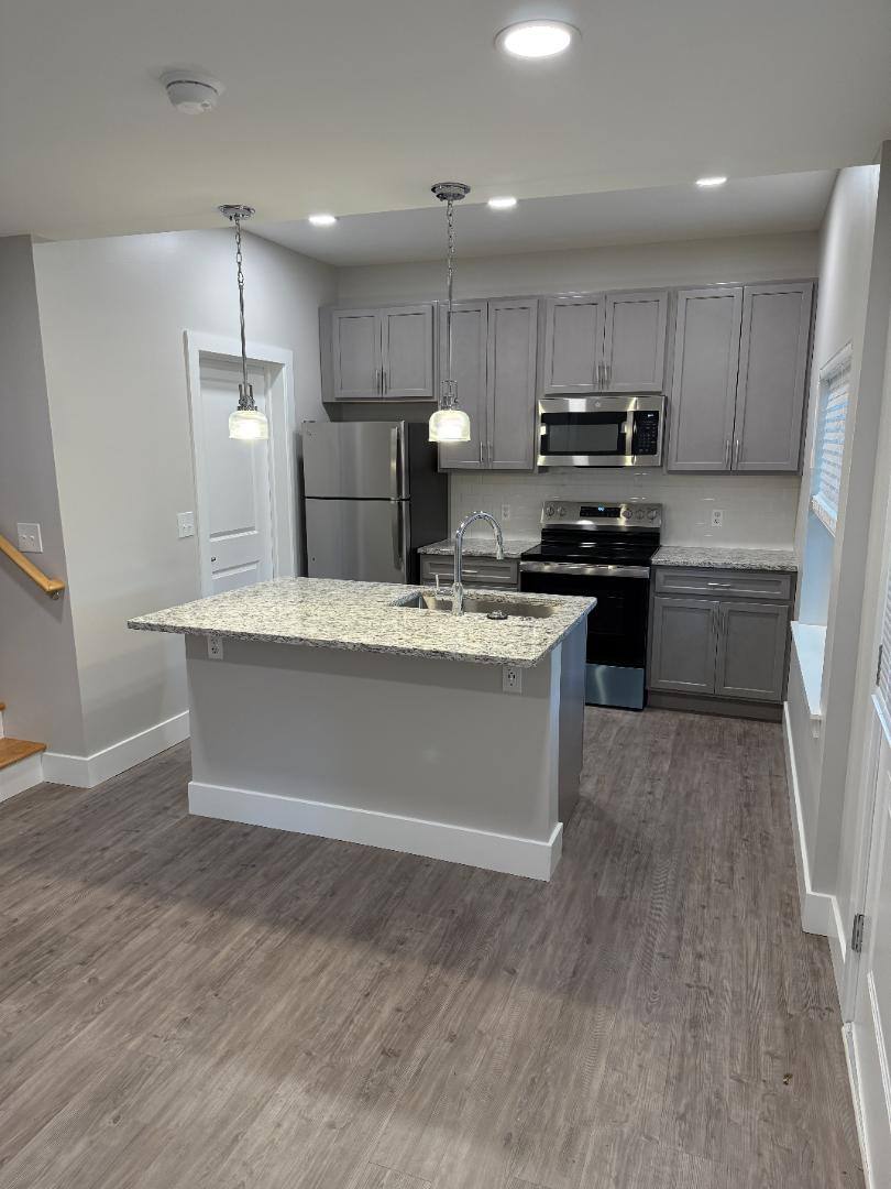 222 E King St, Carriage House, Malvern, PA 19355 - Apartment for Rent - Image 12