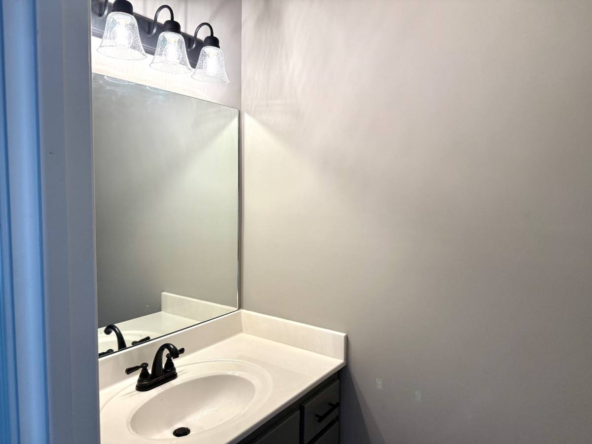 4385 Ravenwood Park W #6, Horn Lake, MS 38637 - Townhouse for Rent - Image 11